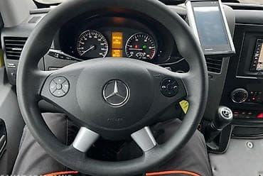 changan deepal: Легкий грузовик, Mercedes-Benz — 10