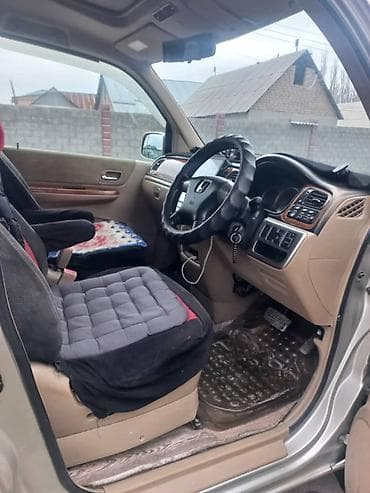 степ багаж: Honda Stepwgn: 2003 г., 2 л, Автомат, Газ, Минивэн — 3