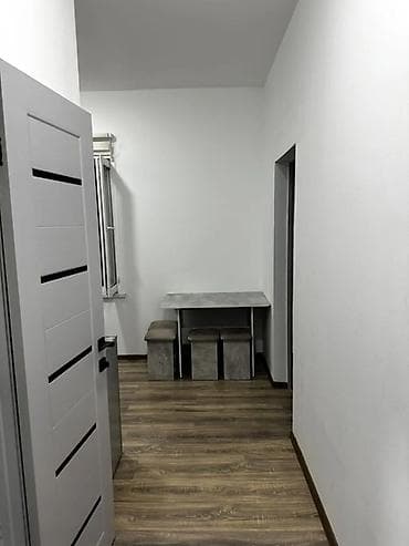 osh flat: 1 комната, Рабочий Городок Агентство недвижимости, Только девушкам, от 1 года, от 1 месяца, от 3 месяцев, С мебелью полностью — 2