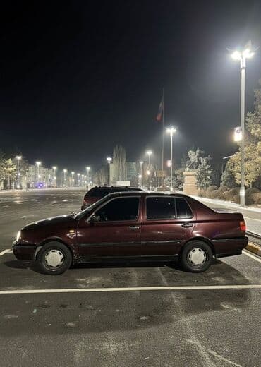 запчасти на шкода рапид: Volkswagen Vento: 1992 г., 1.8 л, Механика, Бензин, Седан — 4
