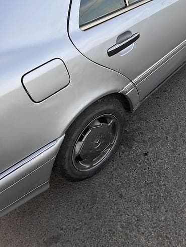 210 cdi: Mercedes-Benz C-Class: 1997 г., 2.3 л, Автомат, Бензин, Седан — 7