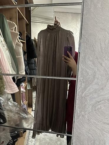 Вечернее платье, Классическое, Длинная модель, Шелк, С рукавами, Стразы, Стандарт