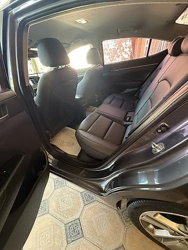 e500 124: Hyundai Avante: 2018 г., 1.6 л, Автомат, Бензин, Седан — 5
