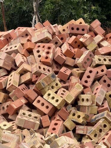 прек дом: Пустотелый, дырчатый, Жженый кирпич, Полублок, 250×120×88 — 6