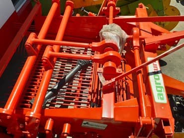 картофель копалка: Картофелекопалка. Производство Турция, год гарантии. Количество — 5