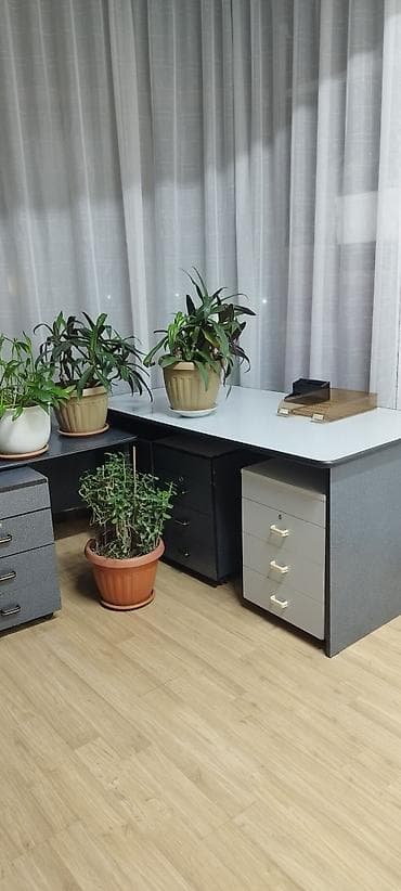 железные шкафы для офиса: Комплект офисной мебели, Б/у, Тумба, Металл, цвет - Серый — 5