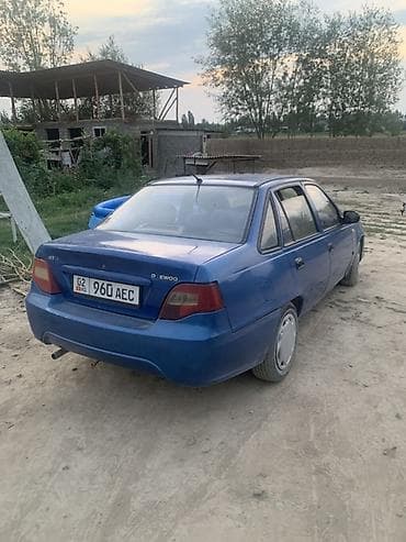 Унаа сатуу: Daewoo Nexia: 2011 г., 1.5 л, Кол менен иштөөчү, Бензин, Седан — 4