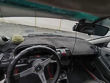 belarus mtz: Mazda 323: 1991 г., 1.8 л, Механика, Бензин, Хэтчбэк — 7