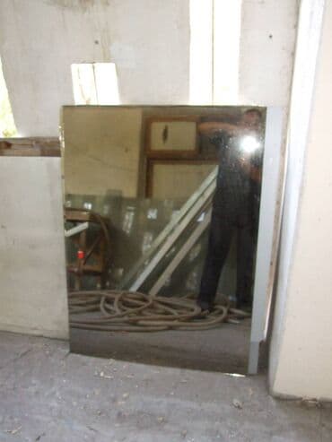 зеркальное панно на стену: Зеркала (18шт). 60x80 см.


 Зеркало без рамки — 1