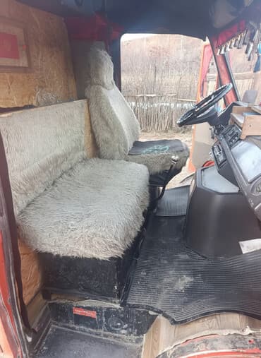 кун для мини трактора: Mercedes-Benz SLK 280: 1991 г., 2.3 л, Механика, Дизель, Фургон — 2