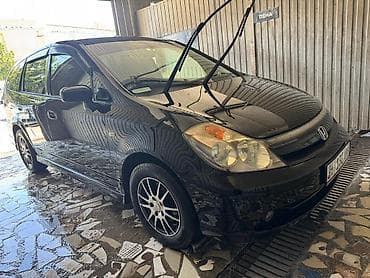 pod: Honda Stream: 2003 г., 2 л, Автомат, Бензин, Универсал — 4