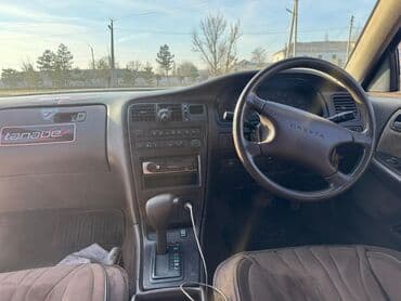 б у зимняя резина r13: Toyota Mark II: 1994 г., 2 л, Автомат, Бензиновая, Седан — 7