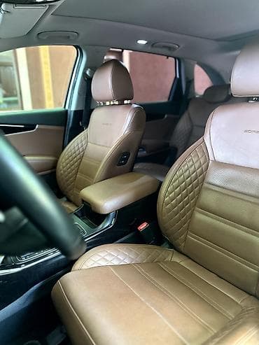 Транспорт: Kia Sorento: 2017 г., 2.2 л, Автомат, Дизель, Кроссовер — 7