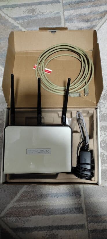 tp link роутер: Маршрутизатор TP-Link в комплекте с кабелем Ethernet и блоком питания — 1