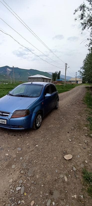 агенство ош: Daewoo Kalos: 2005 г., Кол менен иштөөчү, Бензин, Хетчбек — 2