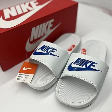 шлепки найк: NIKE Benassi – легкие шлепанцы-сланцы для повседневной носки и отдыха — 2