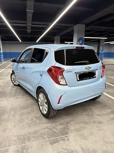 corolla 2016: Chevrolet Spark: 2016 г., 1 л, Вариатор, Бензин, Хэтчбэк — 3
