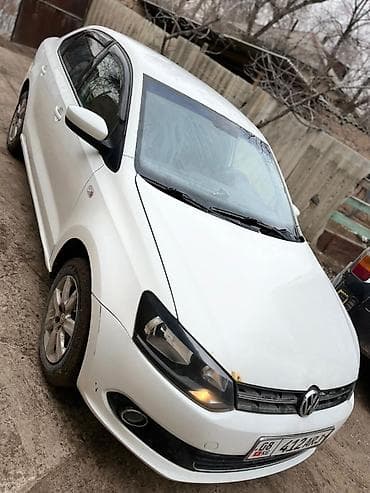 Volkswagen Polo: 2012 г., Ручные, Седан