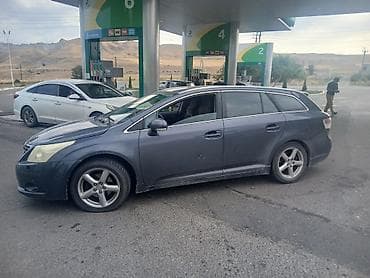 prius plus: Toyota Avensis: 2009 г., Автомат, Универсал — 2