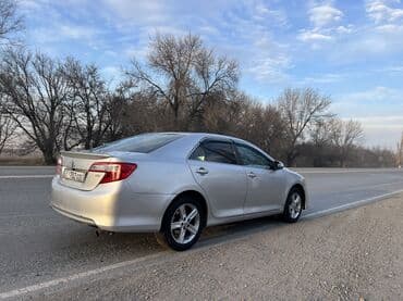 купить зимние шины на 14 бу: Toyota Camry: 2012 г., 2.5 л, Автомат, Бензиновая, Седан — 2