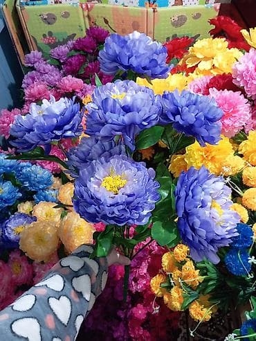 Зеркала: Искусственные цветы в наличии 💰 от 15 до 550 сом 🚚 Бесплатная доставка — 10