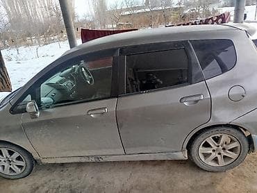 bmw z1: Honda Fit: 2003 г., 1.3 л, Вариатор, Бензин, Хэтчбэк — 3