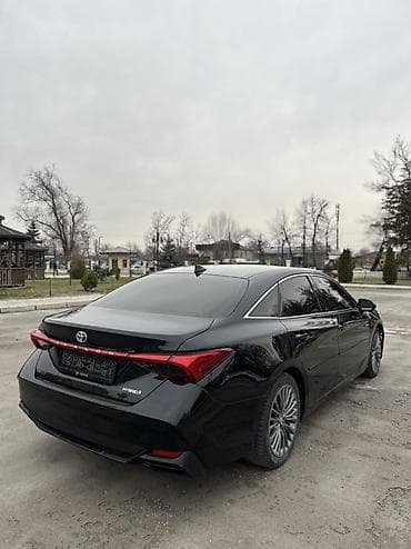 Toyota: Toyota Avalon: 2019 г., Гибрид, Седан — 3