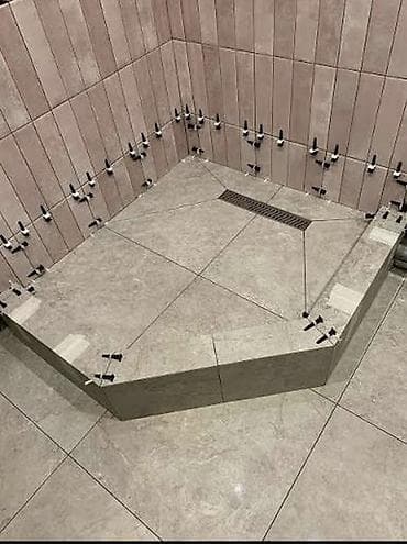 мозаичная штукатурка: | Керамическая плитка, Керамогранитая плитка, Мозаичная плитка | Вертикальная укладка, Диагональная укладка, Горизонтальная укладка Больше 6 лет опыта — 10