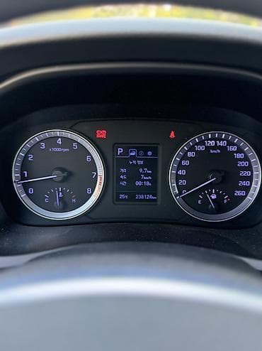 byd e9: Hyundai Sonata: 2019 г., 2 л, Автомат, Газ, Седан — 8