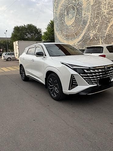 byd 05: Changan Uni-Z: 2025 г., 1.5 л, Бензин, Кроссовер — 3