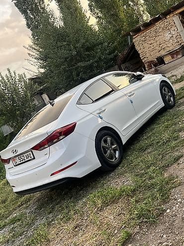 genezis g80: Hyundai Avante: 2018 г., 1.6 л, Автомат, Бензин, Седан — 5