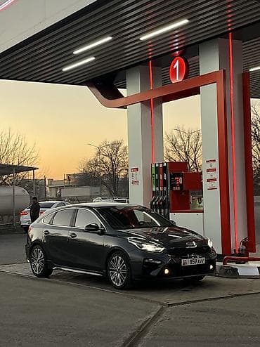 cls 55: Kia K3: 2020 г., 1.6 л, Робот, Бензин, Хэтчбэк — 3