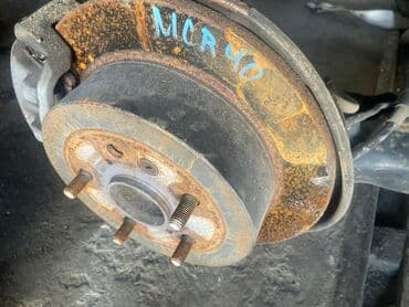 очень нужны: Toyota Alphard объем 3.0 4wd, Toyota Estima объем 2.4 2wd, Задние — 7