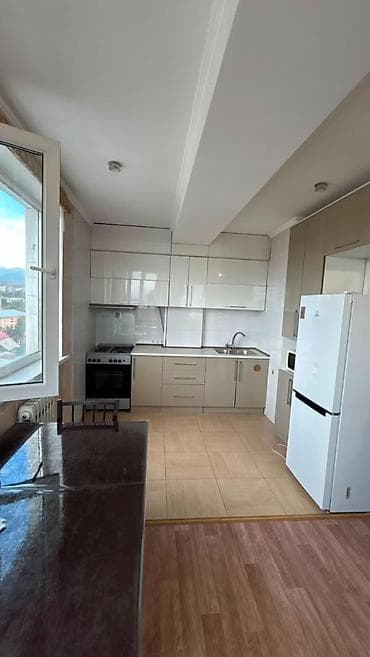 osh flat: 1 комната, 43 м², Политех Элитка, 8 этаж, Евроремонт — 4