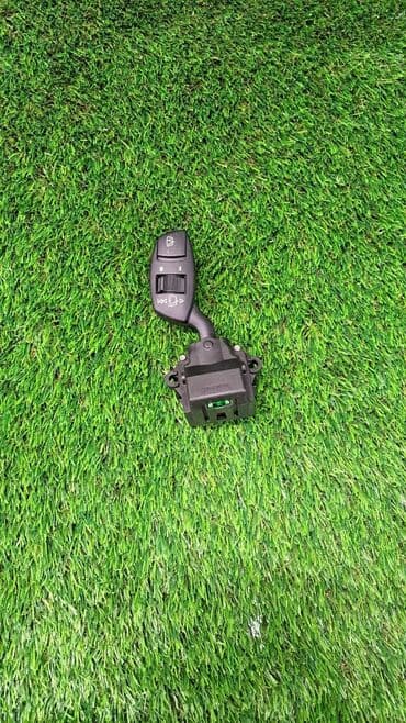 e61: Подрулевой переключатель BMW 5 E60 E61 Номер 6 924 —-107 Состояние — 2