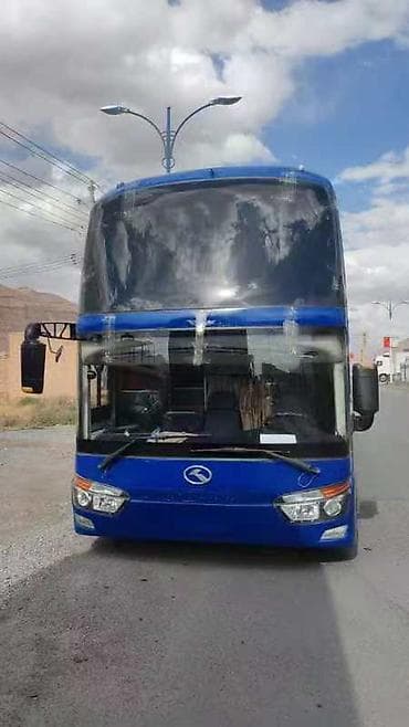 лобовое стекло на бус: Автобус, 2025 г. — 3