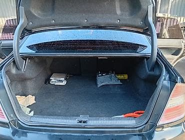 sym: Subaru Legacy: 2005 г., Седан — 5