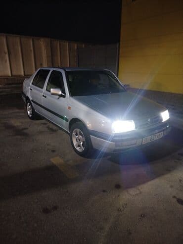 volsvagen jetta: Volkswagen Vento: 1992 г., 1.8 л, Механика, Бензин, Седан — 3