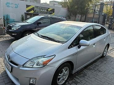 highlander 2012: Toyota Prius V: 2011 г., 1.8 л, Автомат, Бензин, Хэтчбэк — 2