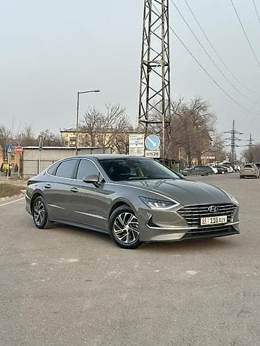 Hyundai Sonata: 2021 г., 2 л, Автомат, Бензин, Седан