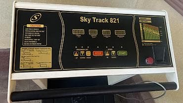 скорост: Беговая дорожка Sky Track 821 - Электрическая беговая дорожка с — 3