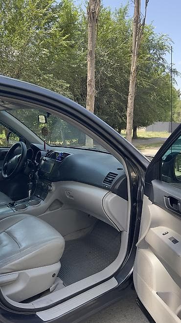 продам асфальт: Toyota Highlander: 2009 г., 3.5 л, Автомат, Бензин, Внедорожник — 8