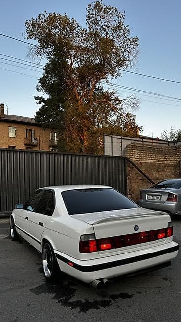вмв е 30: BMW 5 series: 1991 г., 2.8 л, Механика, Седан — 6