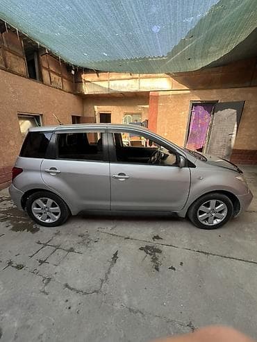 aion gac: Toyota Ist: 2002 г., 1.3 л, Бензин, Хэтчбэк — 3