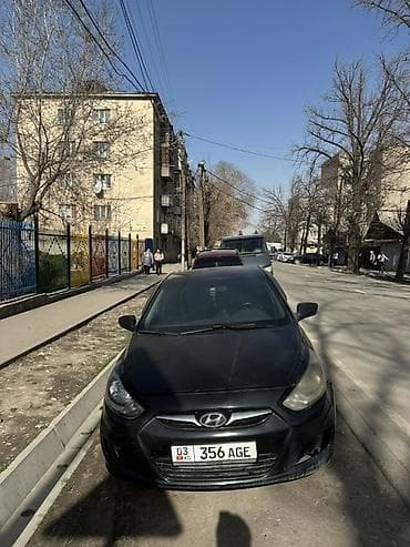 Hyundai Solaris: 2011 г., 1.4 л, Автомат, Бензин, Седан