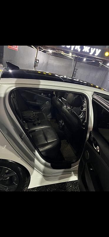 Kia: Kia Stinger: 2019 г., 2 л, Автомат, Бензин, Лифтбек — 4