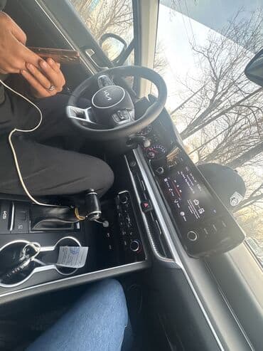 глушитель на опель зафира а: Kia K5: 2023 г., Газ, Седан — 5