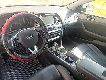 машина сурф: Hyundai Sonata: 2017 г., 2 л, Газ, Седан — 8