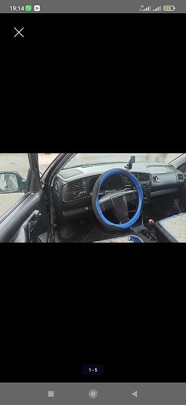 сиз 82 1: Volkswagen Golf: 1993 г., 1.6 л, Кол менен иштөөчү, Бензин, Хетчбек — 2