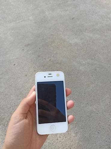 mini iphone: IPhone 4S, Б/у, 16 ГБ, Белый, Кабель — 6